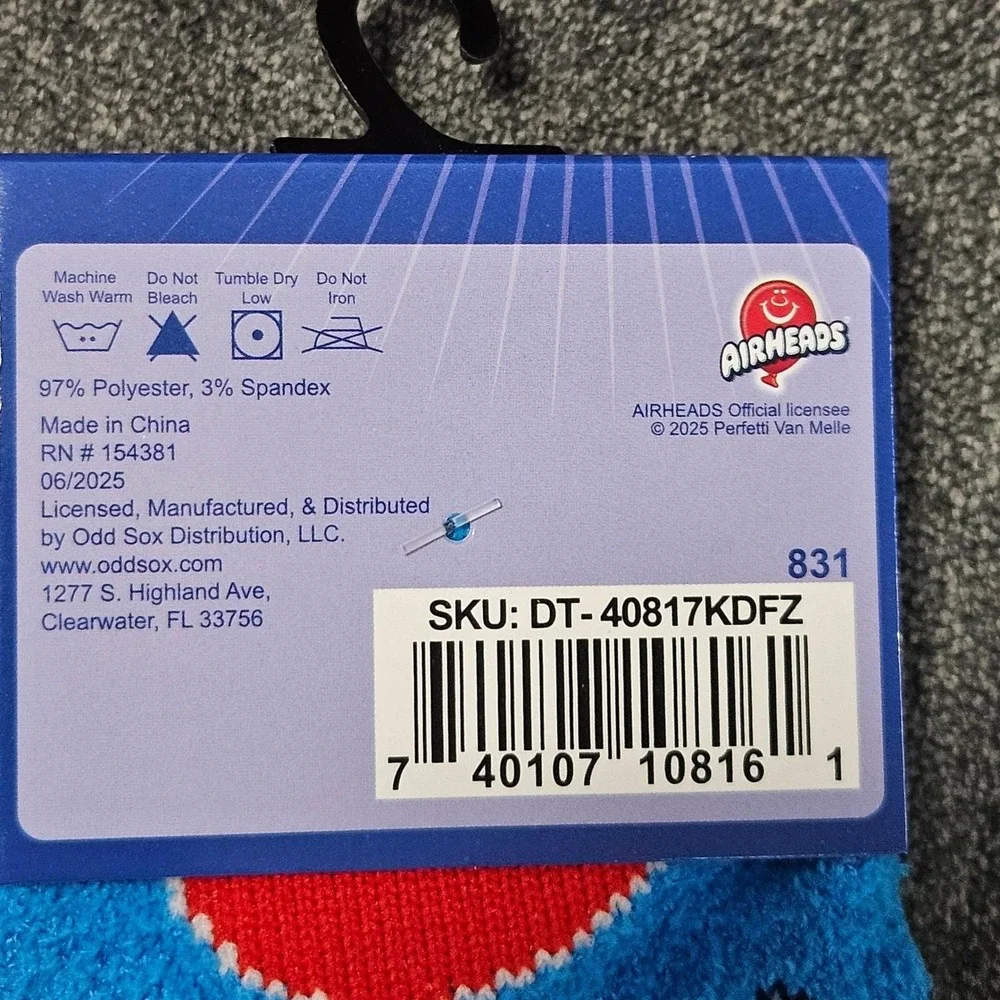 Airheads Cozy Crew Socks Kids Ages 7-10 Blue Candy Character Fun